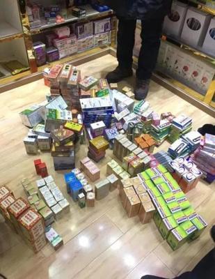 遭起!春熙路海淘藥店“香港島”被查!銷(xiāo)售的100多種產(chǎn)品竟都是…